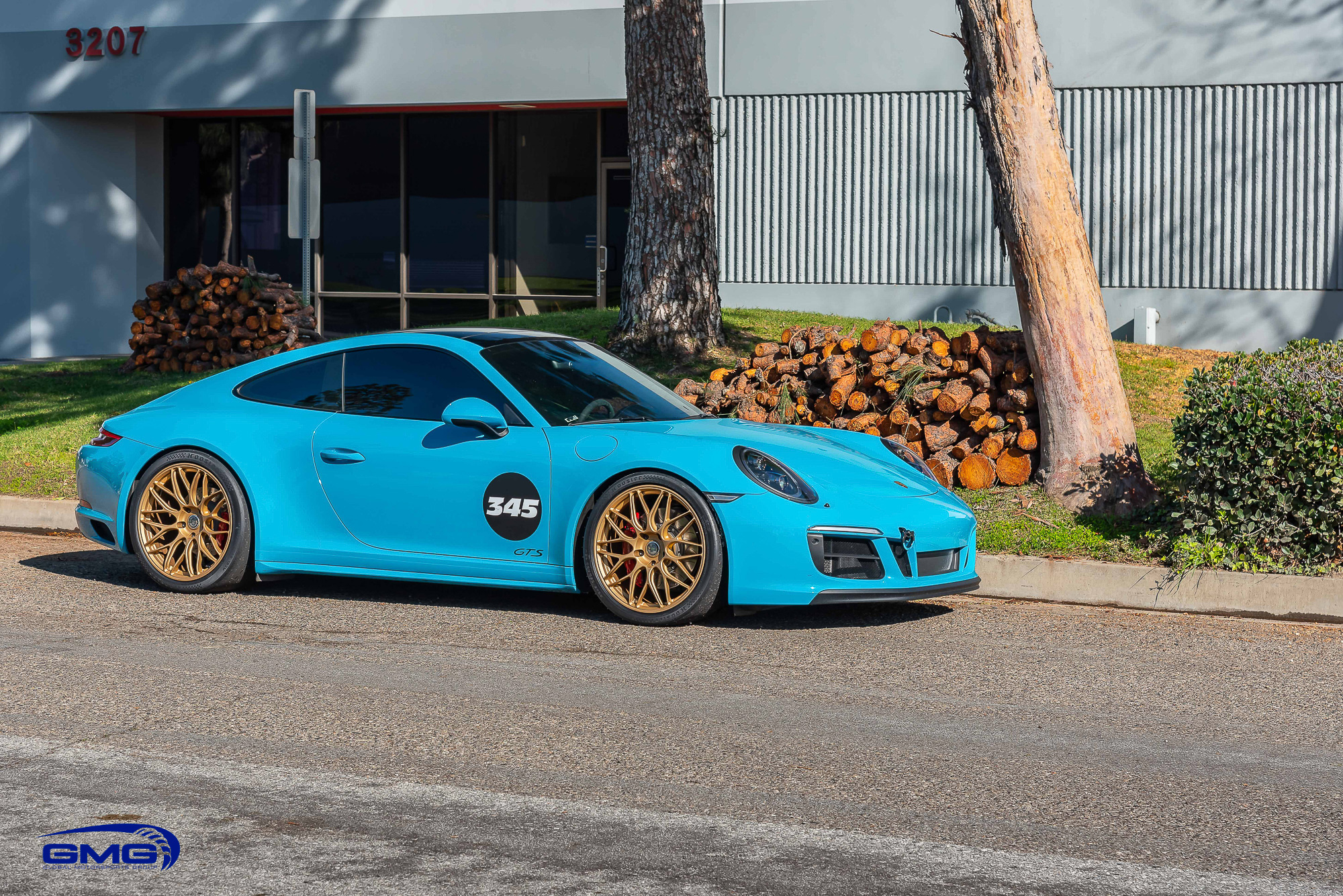 Miami Blue Porsche 991.2 911 Carrera GTS