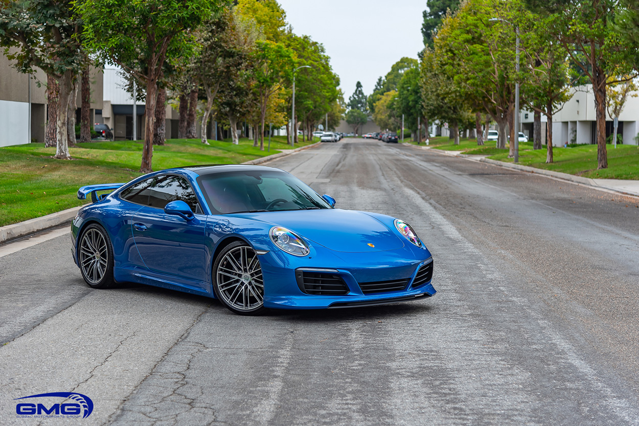 Sapphire Blue Metallic Porsche 991.2 Carrera (Techart)